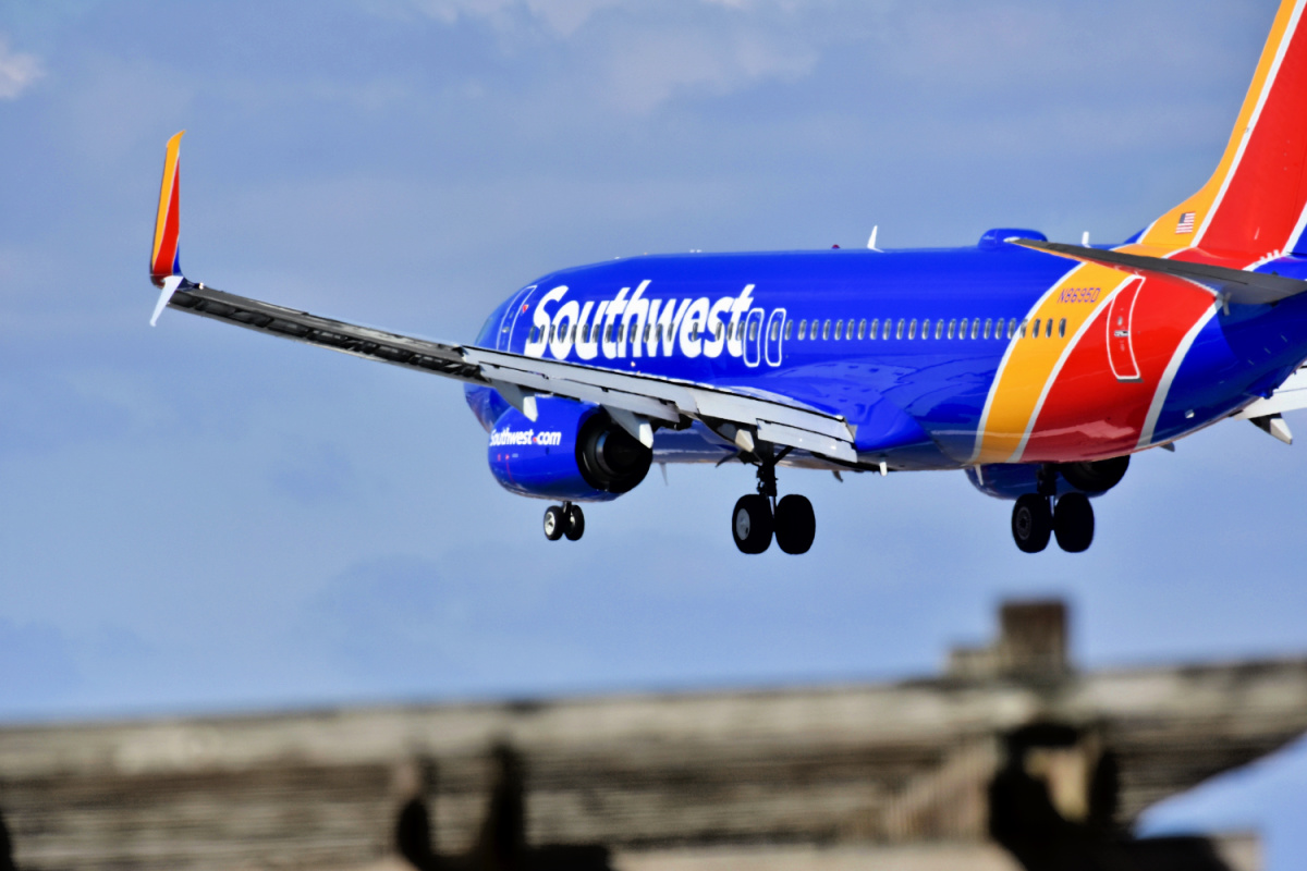 Avión de Southwest aterriza en Cancún