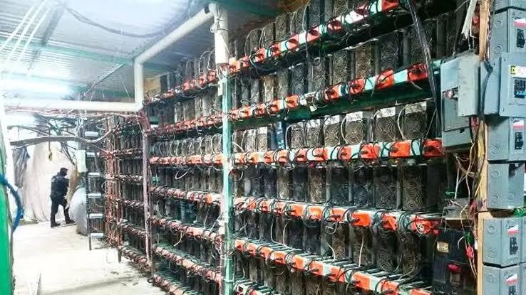 mina clandestina de criptomonedas en Puebla